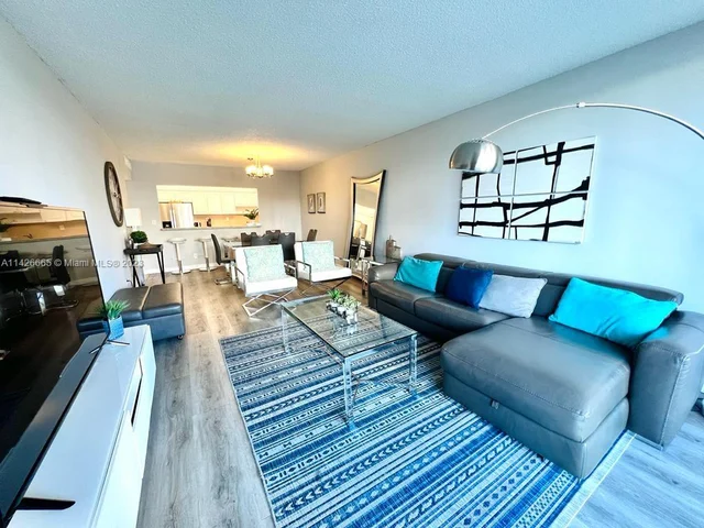 19370 Collins Ave # 321, Sunny Isles Beach FL 33160