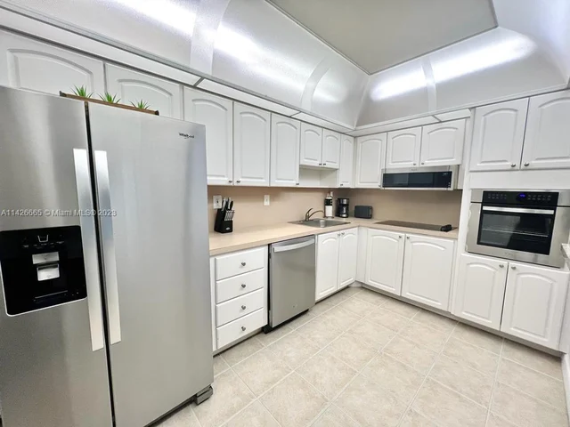 19370 Collins Ave # 321, Sunny Isles Beach FL 33160