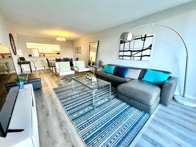 19370 Collins Ave # 321, Sunny Isles Beach FL 33160