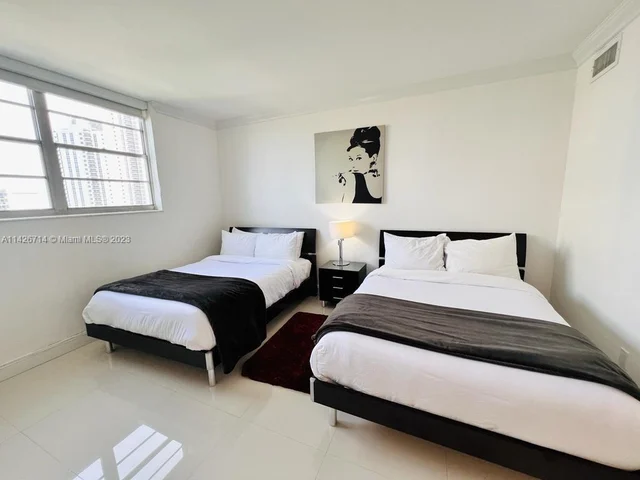 19370 Collins Ave # 1103, Sunny Isles Beach FL 33160