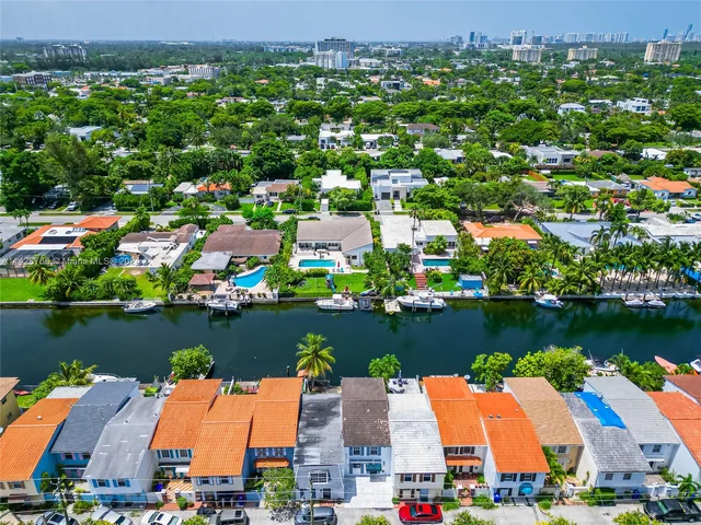 1937 NE 123rd St # 1, North Miami FL 33181