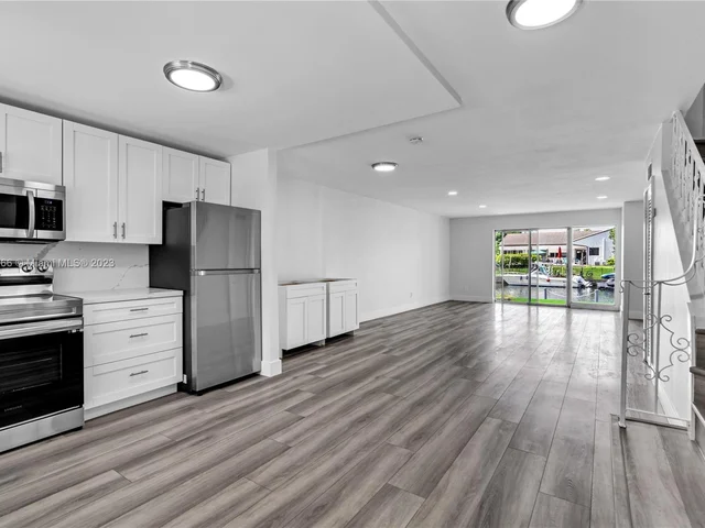 1937 NE 123rd St # 1, North Miami FL 33181