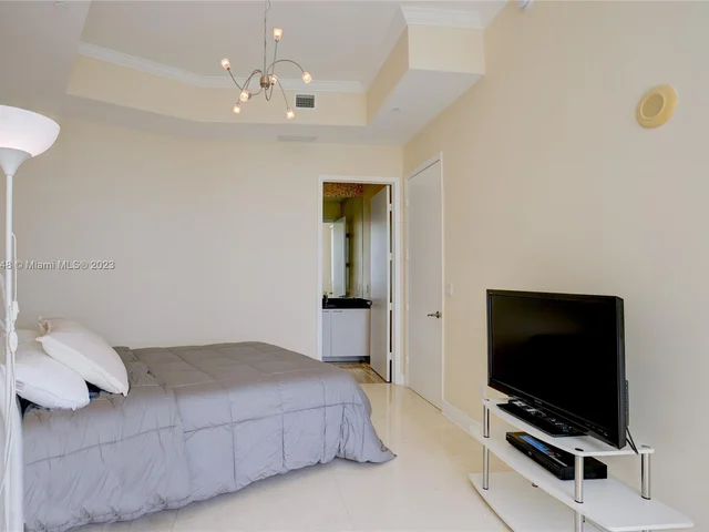 16001 Collins Ave # 3607, Sunny Isles Beach FL 33160