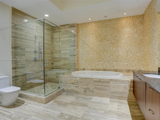 16001 Collins Ave # 3607, Sunny Isles Beach FL 33160