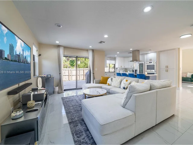 1451 SW 11th Pl, Fort Lauderdale FL 33312