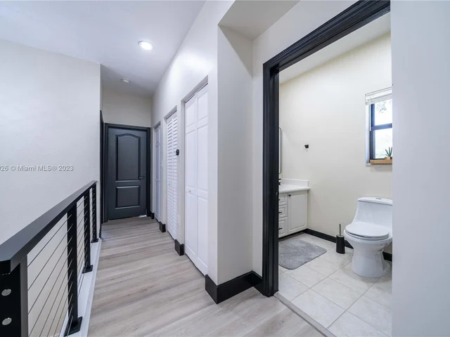 1451 SW 11th Pl, Fort Lauderdale FL 33312