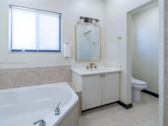 1451 SW 11th Pl, Fort Lauderdale FL 33312