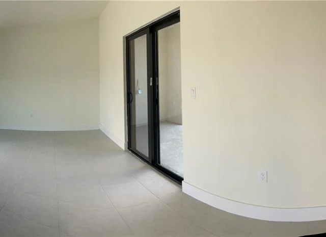 8212 NW 43rd St # 8212, Doral FL 33166