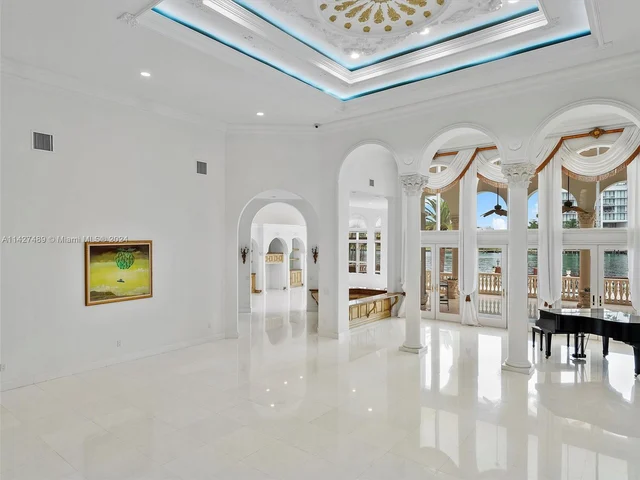 166 Bal Bay Dr, Bal Harbour FL 33154