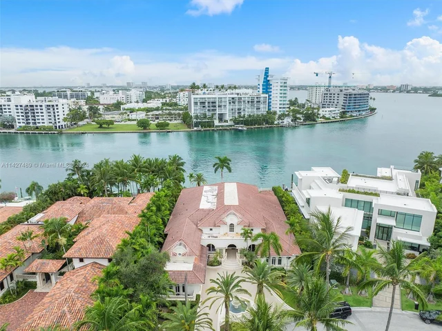 166 Bal Bay Dr, Bal Harbour FL 33154