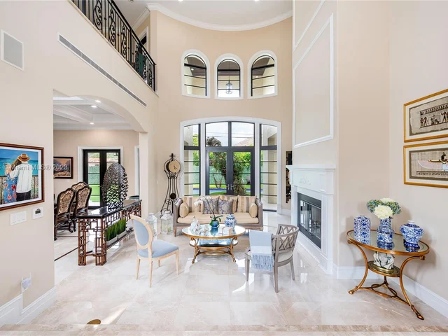 11800 SW 69th Ave, Pinecrest FL 33156