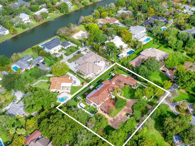 11800 SW 69th Ave, Pinecrest FL 33156