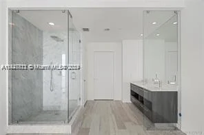 480 NE 31 St # 2306, Miami FL 33137