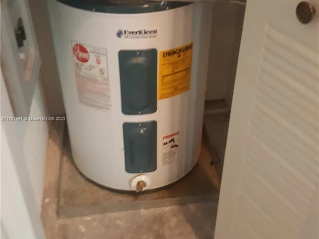 2100 Van Buren St # 408, Hollywood FL 33020