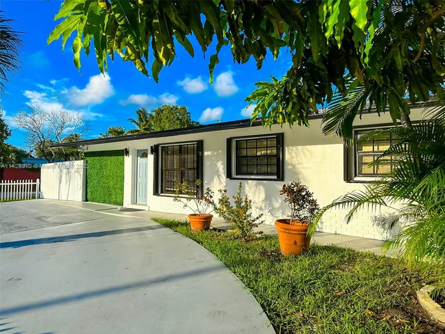5750 N Andrews Ave, Oakland Park FL 33309