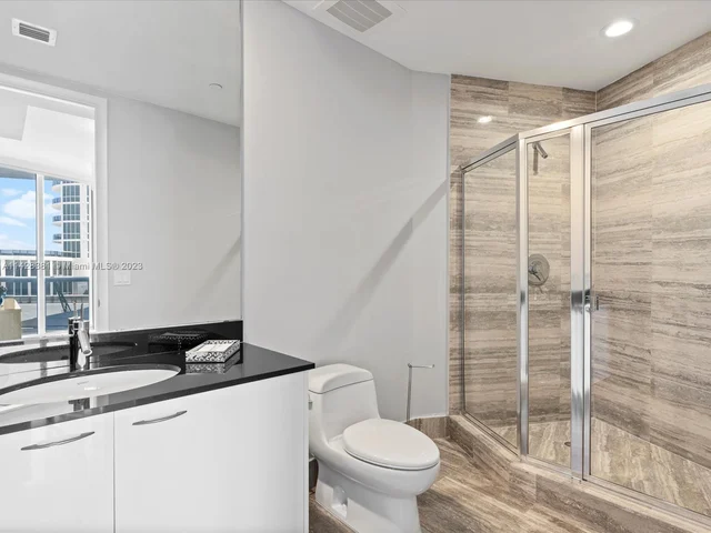 15811 Collins Ave # 503, Sunny Isles Beach FL 33160