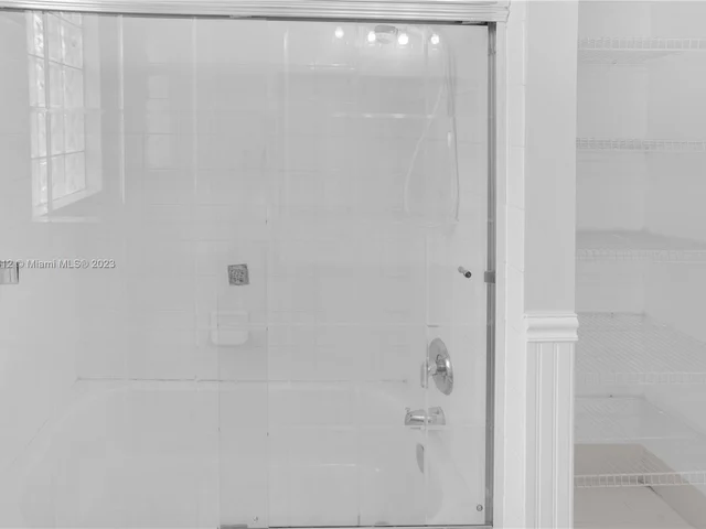 5606 NW 122nd Ter, Coral Springs FL 33076