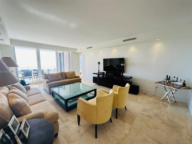 785 Crandon Blvd # 1104, Key Biscayne FL 33149