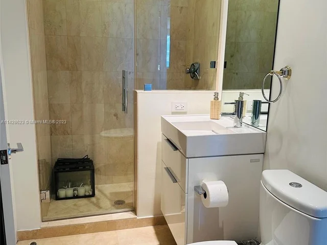 785 Crandon Blvd # 1104, Key Biscayne FL 33149