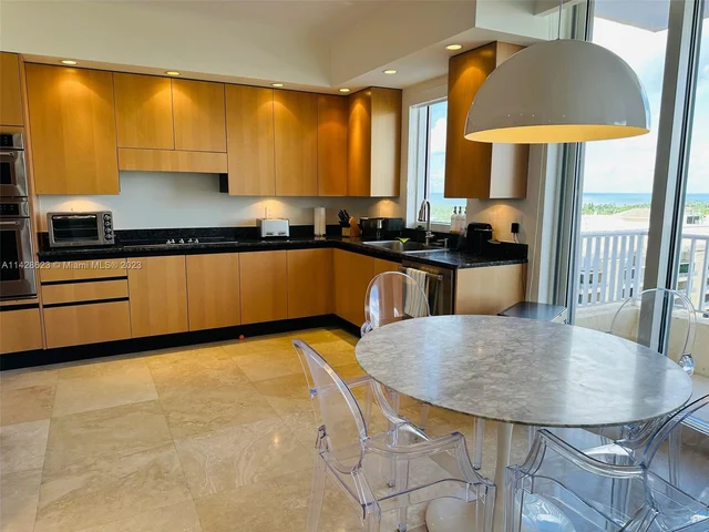 785 Crandon Blvd # 1104, Key Biscayne FL 33149