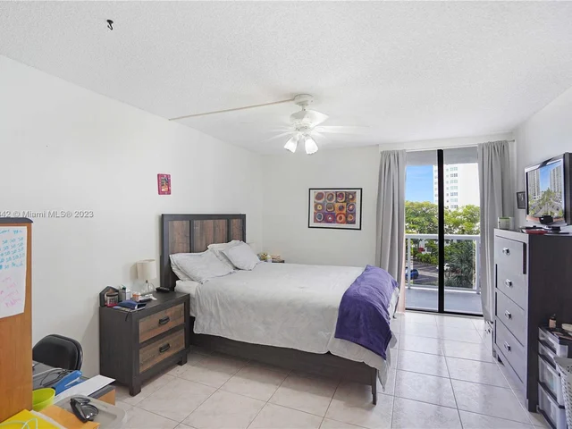 20505 E Country Club Dr # 437, Aventura FL 33180