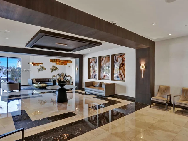 20505 E Country Club Dr # 437, Aventura FL 33180