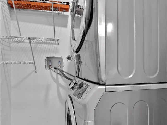 6721 NW 34th Ave, Fort Lauderdale FL 33309