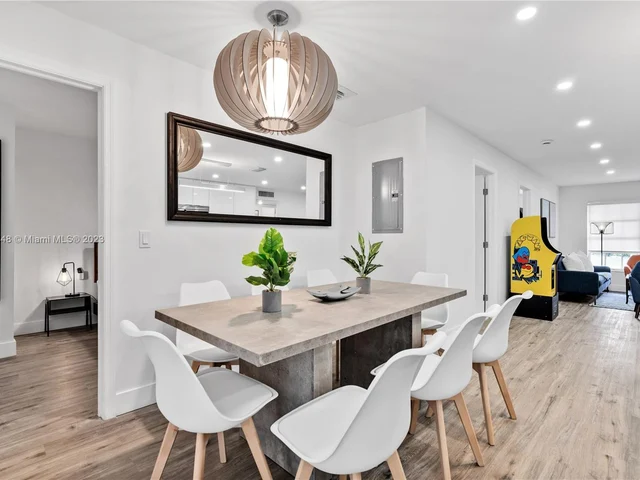 6721 NW 34th Ave, Fort Lauderdale FL 33309