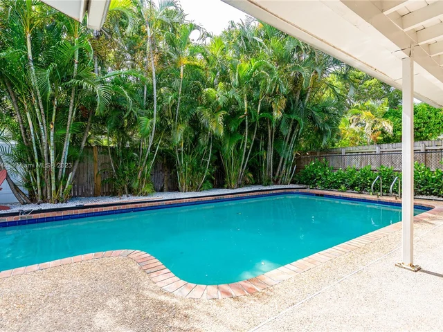 6721 NW 34th Ave, Fort Lauderdale FL 33309