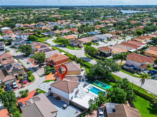 8220 NW 199th Ter, Hialeah FL 33015