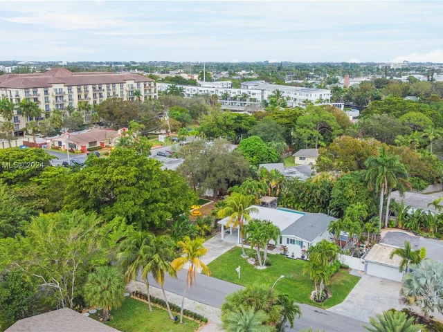 1417 NE 27th St, Wilton Manors FL 33334