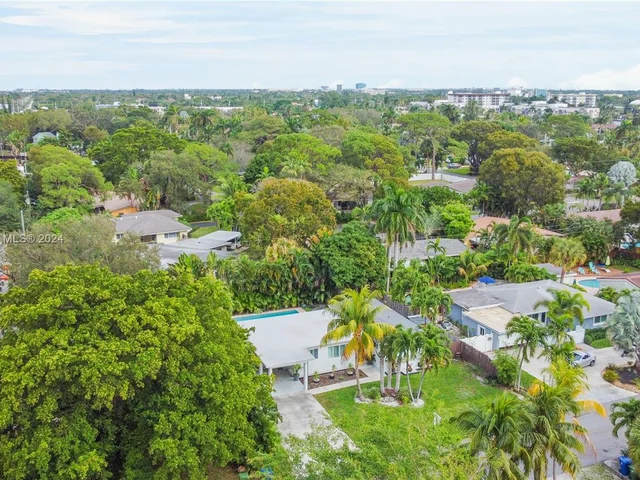 1417 NE 27th St, Wilton Manors FL 33334