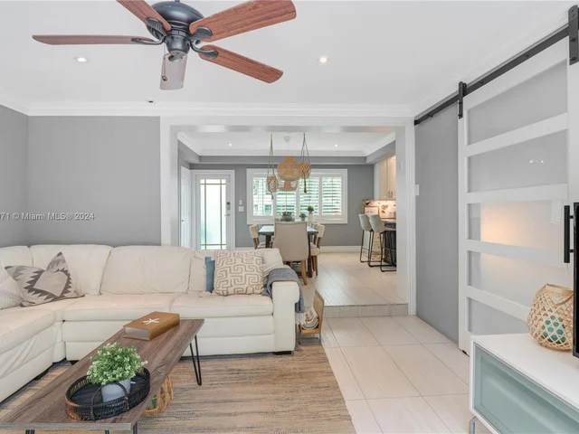 1417 NE 27th St, Wilton Manors FL 33334