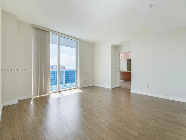 1945 S Ocean Dr # 1903, Hallandale Beach FL 33009