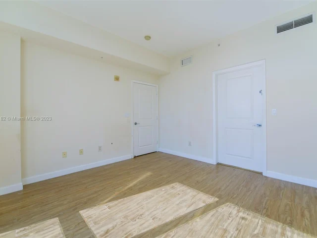 1945 S Ocean Dr # 1903, Hallandale Beach FL 33009