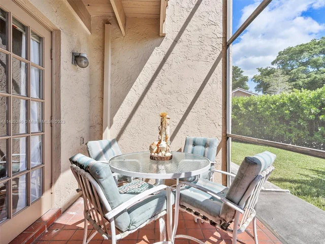 9931 W Atlantic Blvd, Coral Springs FL 33071