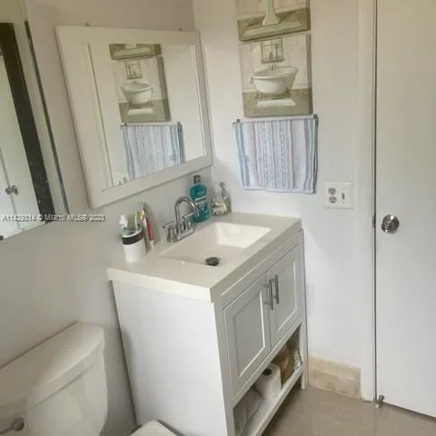 8710 SW 3rd St # 202, Pembroke Pines FL 33025