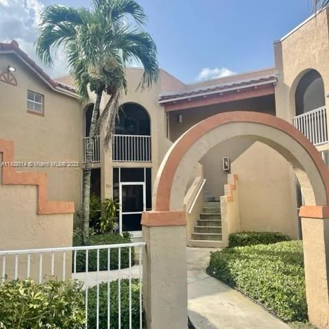 8710 SW 3rd St # 202, Pembroke Pines FL 33025