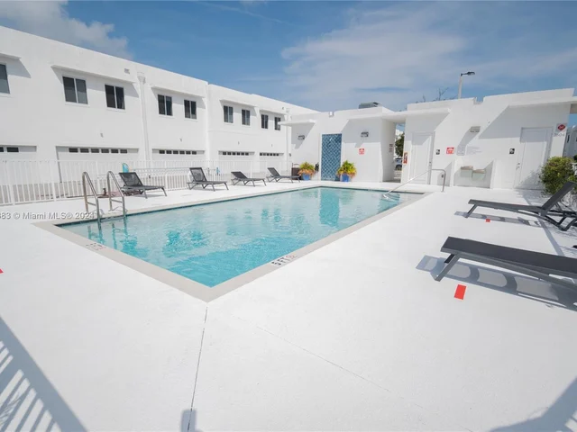 2651 NE 212th ter # 403, Aventura FL 33180