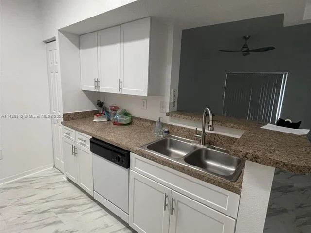 215 SW 117th Ter # 14306, Pembroke Pines FL 33025