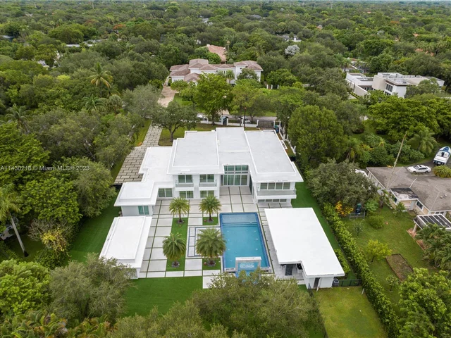 6300 Moss Ranch Rd, Pinecrest FL 33156