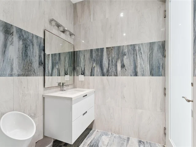 6300 Moss Ranch Rd, Pinecrest FL 33156