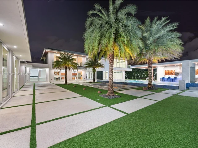 6300 Moss Ranch Rd, Pinecrest FL 33156