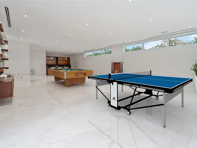 6300 Moss Ranch Rd, Pinecrest FL 33156