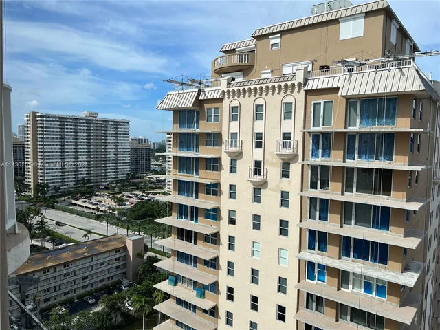 1912 S Ocean Dr # 19C, Hallandale Beach FL 33009
