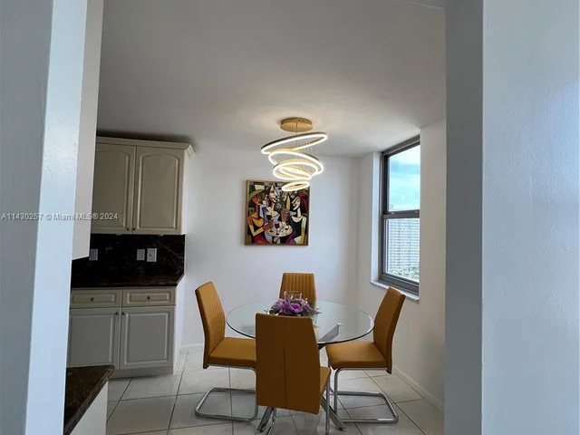 1912 S Ocean Dr # 19C, Hallandale Beach FL 33009