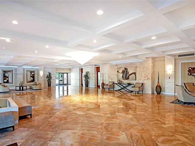 1912 S Ocean Dr # 19C, Hallandale Beach FL 33009