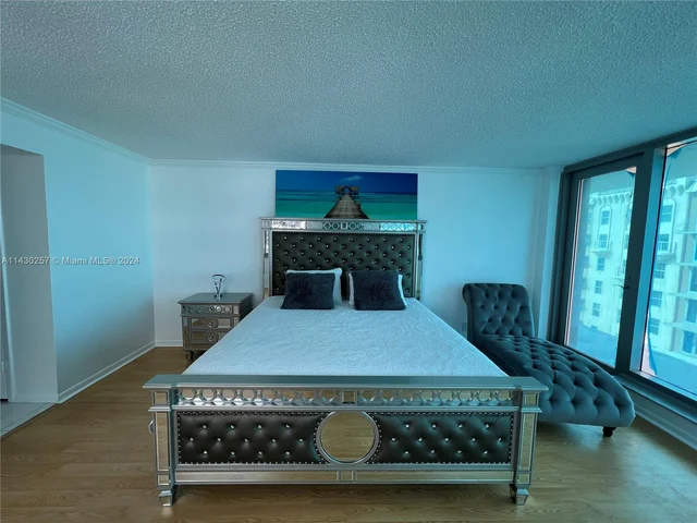 1912 S Ocean Dr # 19C, Hallandale Beach FL 33009