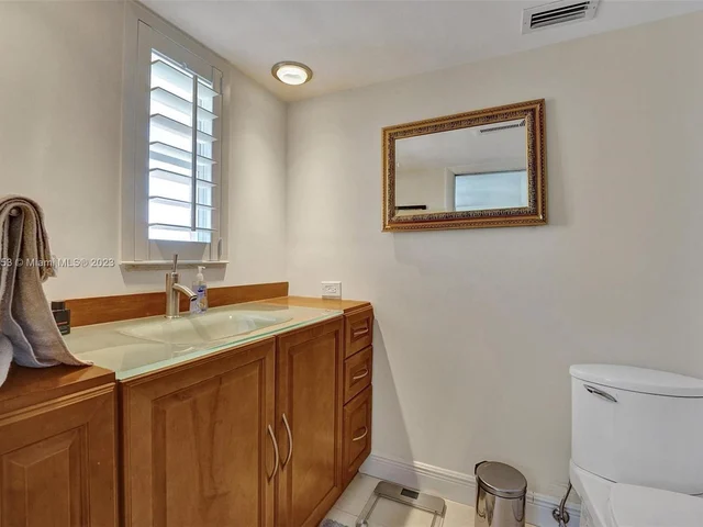 1160 Hillsboro Mile # 901, Hillsboro Beach FL 33062