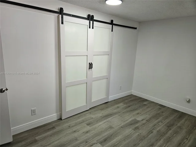 4711 NW 17th St, Lauderhill FL 33313